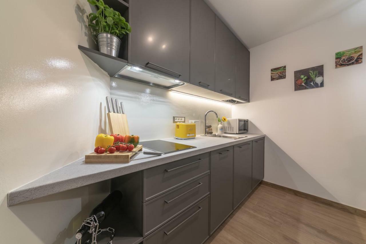 Mariva Downtown Studio Rovinj Exterior photo