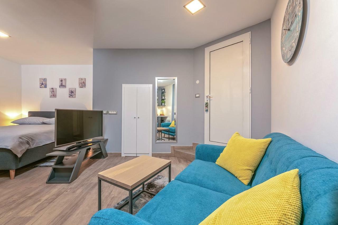 Mariva Downtown Studio Rovinj Exterior photo